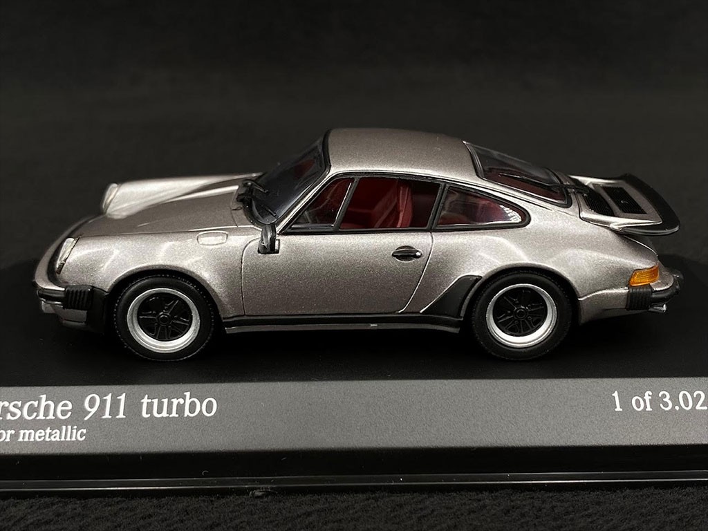 Miniature Porsche 911 Turbo 1977 Minichamps