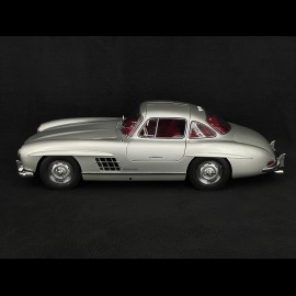 Mercedes-Benz 300SL Coupe Gullwing 1954 Metallic Silber 1/12 Schuco 450671000