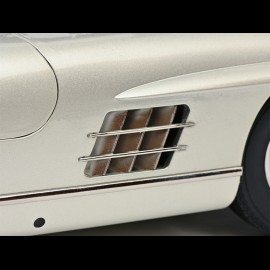 Mercedes-Benz 300SL Coupe Gullwing 1954 Metallic Silver 1/12 Schuco 450671000
