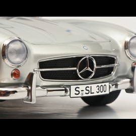 Mercedes-Benz 300SL Coupe Gullwing 1954 Metallic Silber 1/12 Schuco 450671000