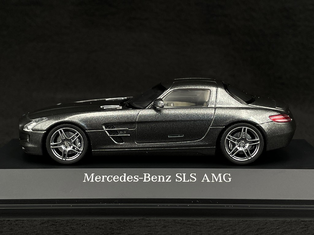 mercedes-benz-sls-amg-coupe-