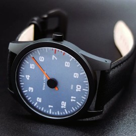 Tachometer Uhr Porsche 964 Anniversary Einzeiger 6800 rpm Grau / Schwarzes Armband
