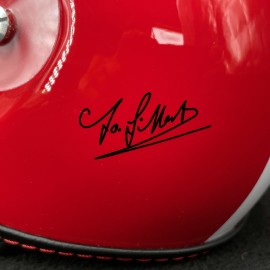 Mini-Helm Jo Siffert Signature 1957-1971 Rot 1/2 Maßtab