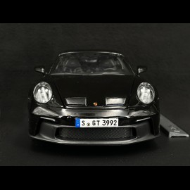 Porsche 911 GT3 type 992 2022 Jet Black metallic 1/18 Maisto 36458BK