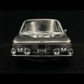 BMW 2000 Ti N° 17 Winner 24H SPA 1966 Jacky Ickx 1/18 Minichamps 107662517