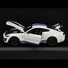 Ford Mustang Shelby GT 500 2020 White / Blue 1/18 Maisto 31452