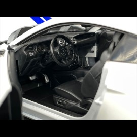 Ford Mustang Shelby GT 500 2020 White / Blue 1/18 Maisto 31452