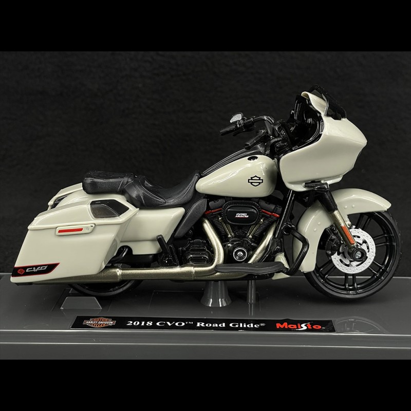 Moto Harley Davidson CVO Road Glide 2018 Perlgrau 1/18 Maisto 39360