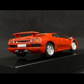 Lamborghini Diablo Coupé VT 1994 Fuscia metallic Red 1/43 AutoArt 54572