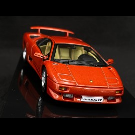 Lamborghini Diablo Coupé VT 1994 Fuscia metallic Red 1/43 AutoArt 54572