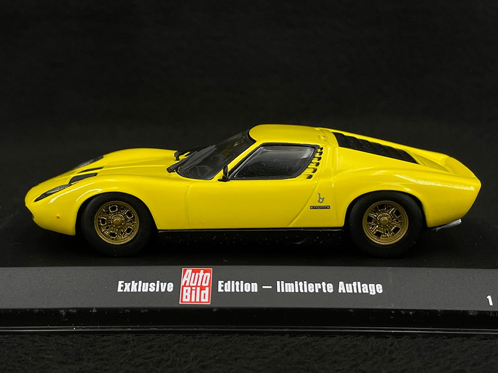 Lamborghini Miura 1966 Gelb Giallo Croma 1/43 Minichamps 430103006