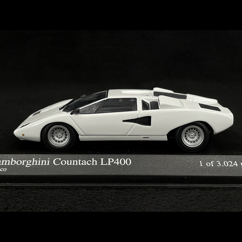 Lamborghini Countach LP 400 1974 White 1/43 Minichamps 430103104