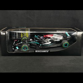 Lewis Hamilton Mercedes-AMG W12 n° 44 Sieger GP Russia 2021 100. Sieg 1/18 Minichamps 110211544