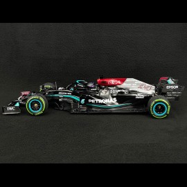 Lewis Hamilton Mercedes-AMG W12 n° 44 Sieger GP Russia 2021 100. Sieg 1/18 Minichamps 110211544