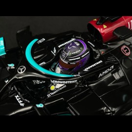 Lewis Hamilton Mercedes-AMG W12 n° 44 Sieger GP Russia 2021 100. Sieg 1/18 Minichamps 110211544