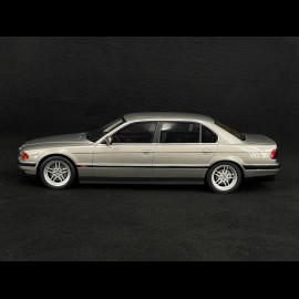 BMW E38 750 IL 1995 Silber 1/18 Ottomobile OT952
