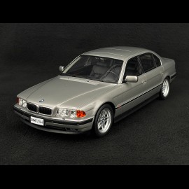 BMW E38 750 IL 1995 Silber 1/18 Ottomobile OT952