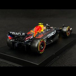 Sergio Pérez Red Bull Racing RB18 n° 11 F1 2022 with driver 1/43 Bburago 38062P