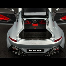 Aston Martin Vantage 2019 Skyfall Silver 1/18 Autoart 70276