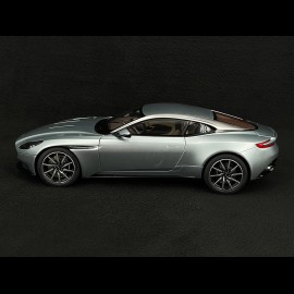 Aston Marton DB11 2017 Skyfall Silver 1/18 Autoart 70267