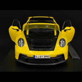 Porsche 911 GT3 type 992 2022 Racing Yellow 1/18 Maisto 36458Y
