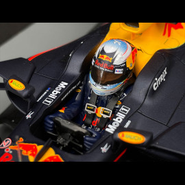 Daniel Ricciardo Red Bull Racing RB13 n° 3 Sieger GP Azerbaijan 2017 F1 1/18 Spark 18S310