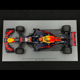Max Verstappen Red Bull Racing RB13 n° 33 Sieger GP Malaysia 2017 F1 1/18 Spark 18S311