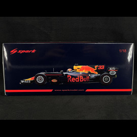 Max Verstappen Red Bull Racing RB13 n° 33 Sieger GP Malaysia 2017 F1 1/18 Spark 18S311