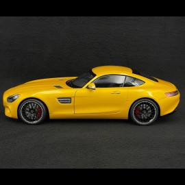 Mercedes-AMG GT S 2015 Gelb 1/18 AutoArt 76314
