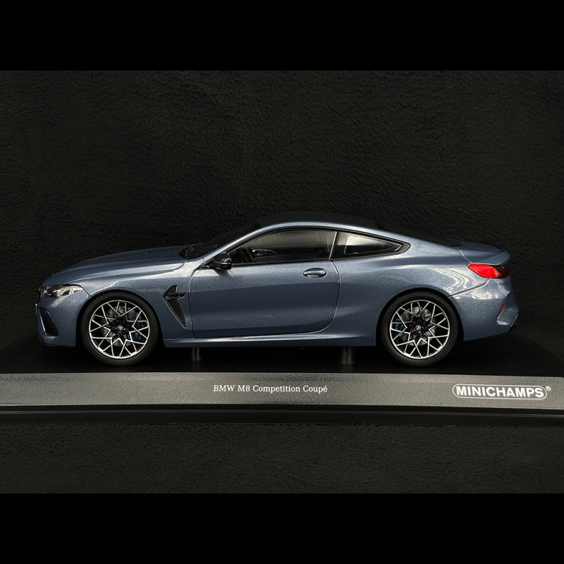 BMW M8 Coupe 2020 Metallic Hellblau 1/18 Minichamps 110029024 
