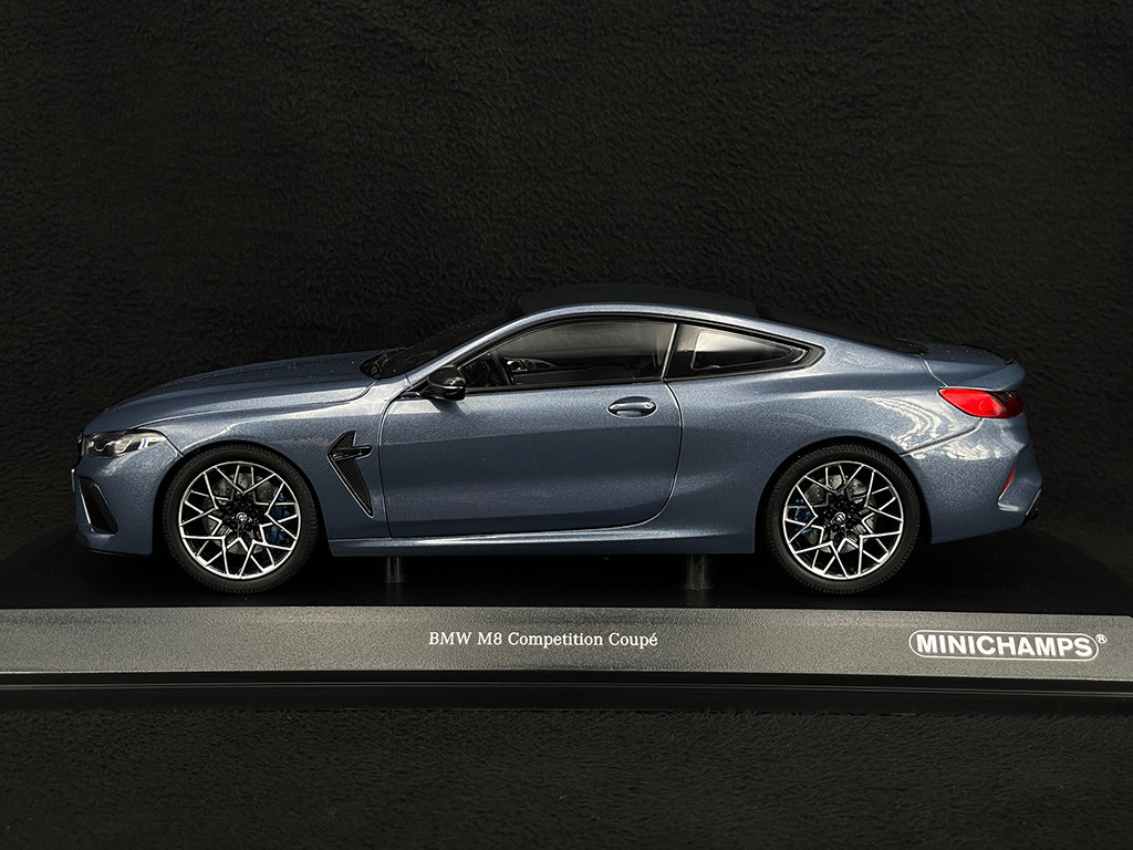 BMW M8 Coupe 2020 Metallic Light Blue 1/18 Minichamps 110029024 