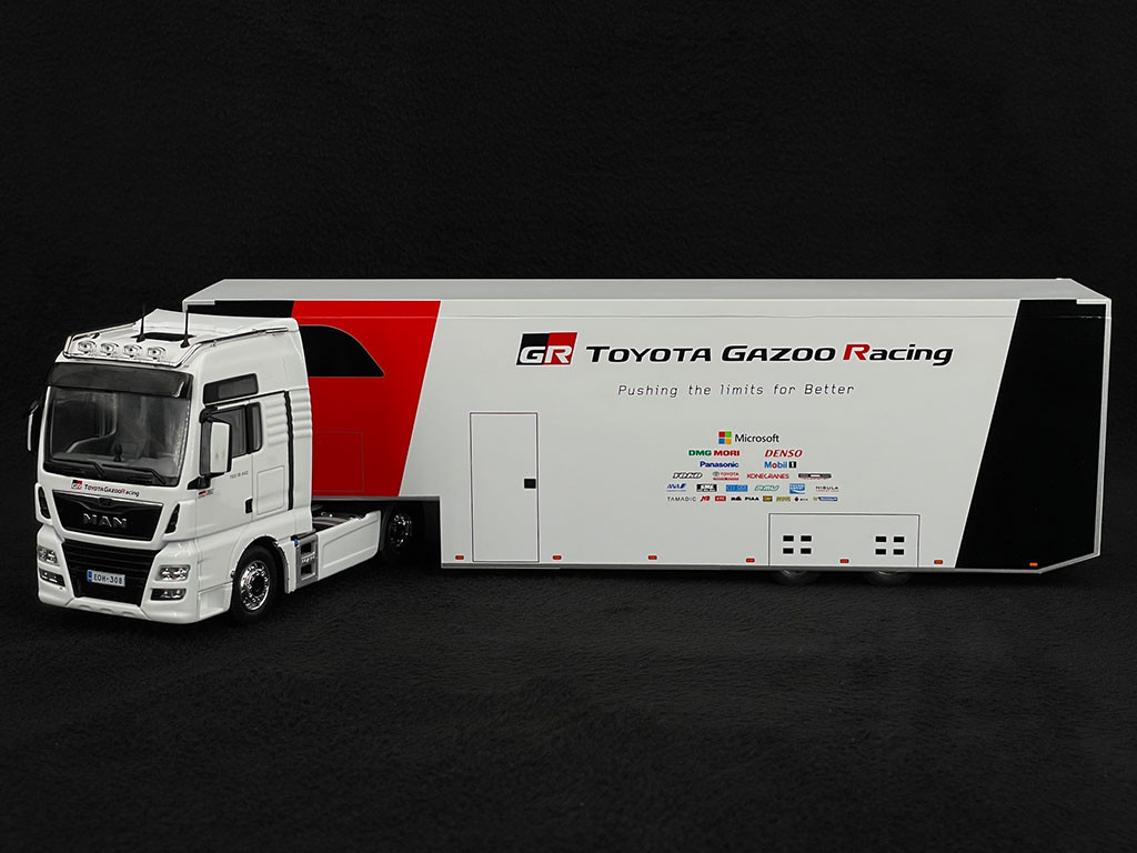 MAN TGX XXL D38 2019 WRC Toyota Gazoo Racing Renntransporter 1/43 Ixo  Models TTR020 - Elfershop