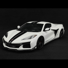 Chevrolet Corvette Z06 Coupé 2023 Arctic White 1/18 Top Speed TS0427