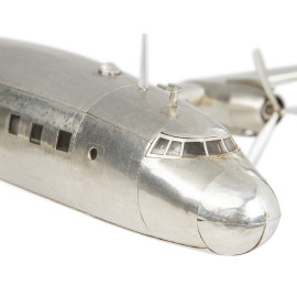 Flugzeug Lockheed Constellation 1945 mit Aluminiumsockel 1/15 AP458