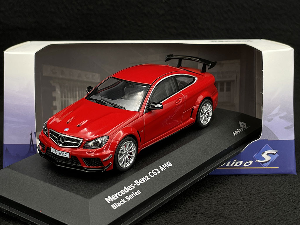 Mercedes-Benz C63 AMG Black Series 2012 Feueropal Rot 1/43 Solido  