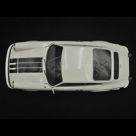 Porsche 911 Coupé 1977 White 1/18 Schuco 450048600