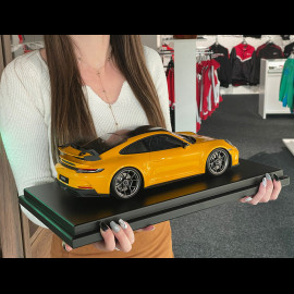 Porsche 911 GT3 Type 992 2021 Signal Yellow 1/12 Spark WAP0231550NGTS