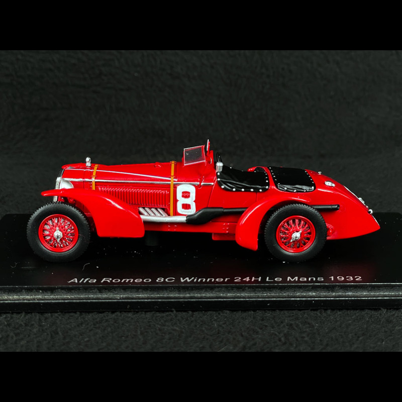 Alfa Romeo 8C 2300LM n° 8 Winner 24h Le Mans 1932 Raymond Sommer 1