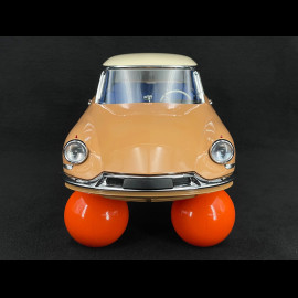 Citroën DS19 on balloons 1959 Blonde Scale 1/12 Norev 121567