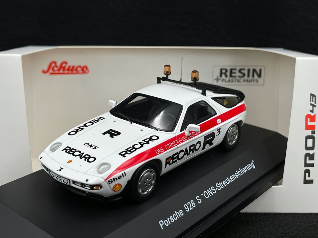 Porsche 928 RECARO 非売品　NZG model 1:43 Porsche 928 S 1989 Recaro ONS Safety Car White 1/43 Schuco by