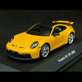 Porsche 911 GT3 2022 Type 992 Signal yellow 1/43 Schuco 450919200