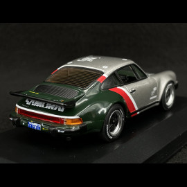 Porsche 911 Turbo Type 930 Cyberpunk 2077 1977 Silber / Grün / Rot 1/43 Minichamps WAP0209300NTRB