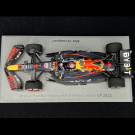 Max Verstappen Red Bull Racing RB18 n° 1 Winner Miami GP 2022 F1 1/43 Spark S8534