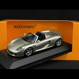 Porsche Carrera GT 2003 Silber 1/43 Minichamps 940062630