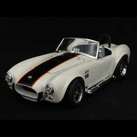 Shelby AC Cobra 427 S/C 1964 Cream White 1/18 Lucky DieCast LDC92058CREAM