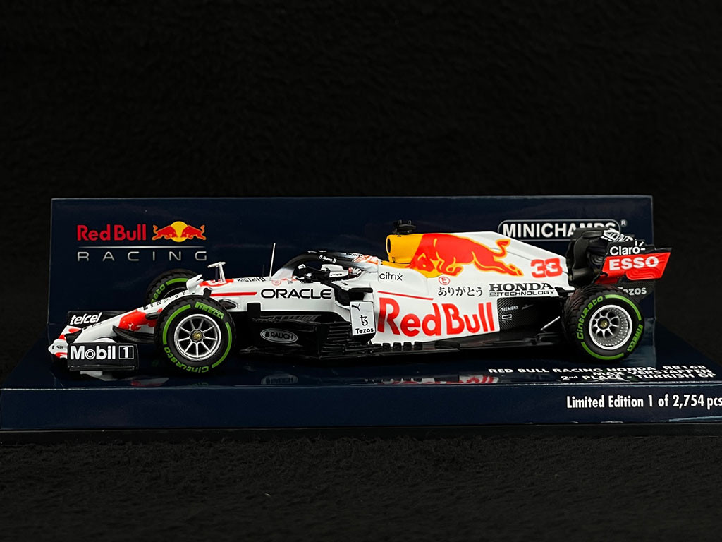 Max Verstappen Red Bull Racing Honda RB16B Nr 33 Platz 2. 2021