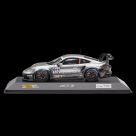 Porsche 911 GT3 Cup Type 992 2022 n° 911 30 Jahre Porsche Supercup 1993-2022 Silber / Schwarz 1/43 Spark WAP0202500P30Y