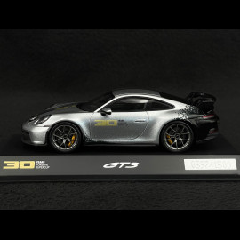 Porsche 911 GT3 Type 992 2022 30 Jahre Porsche Supercup 1993-2022 Silber / Schwarz 1/43 Spark WAP0202510P30Y