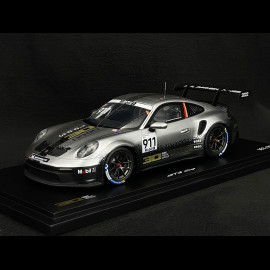 Porsche 911 GT3 Cup Type 992 2022 n° 911 30 Jahre Porsche Supercup 1993-2022 Silber / Schwarz 1/18 Spark WAP0212500P30Y