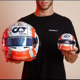 Pierre Gasly Signierter Helm F1 Saison 2022 1/2